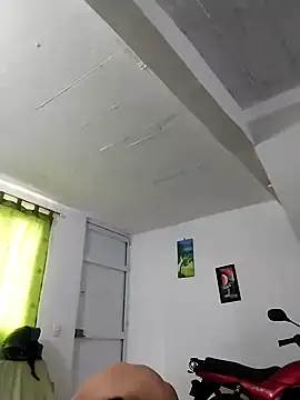 Snapshot of King_russo chatting on February 2025 03:43:02 PM King russo online show from February 2025 03:43:02 PM