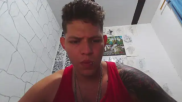 Snapshot of King_russo chatting on March 2025 05:52:02 AM King russo online show from March 2025 05:52:02 AM