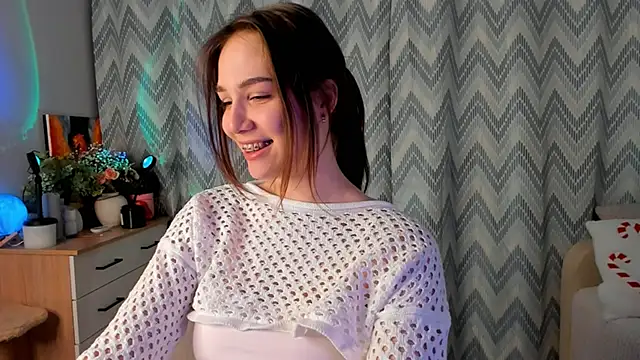 Snapshot of Tate_Angel chatting on January 2025 06:07:01 PM Tate Angel online show from January 2025 06:07:01 PM