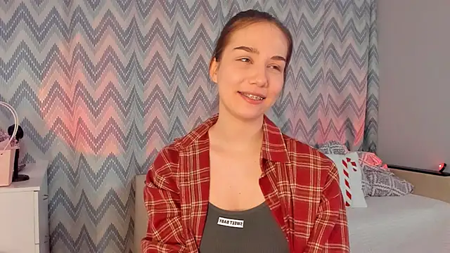 Snapshot of Tate_Angel chatting on February 2025 06:05:02 PM Tate Angel online show from February 2025 06:05:02 PM