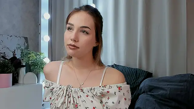 Snapshot of Tate_Angel chatting on September 2025 06:20:01 PM Tate Angel online show from September 2025 06:20:01 PM