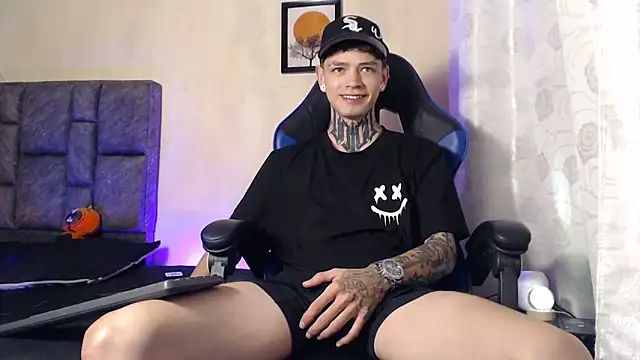 Snapshot of Dan_brownn chatting on March 2026 02:08:02 AM Dan brownn online show from March 2026 02:08:02 AM