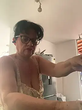 Sharongirl07 online show from April 2026 01:15:01 PM