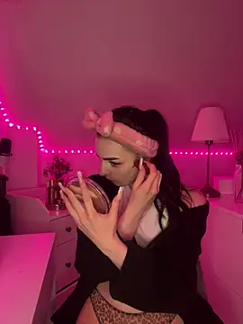 AdelinaAlia online show from February 2026 09:05:02 PM