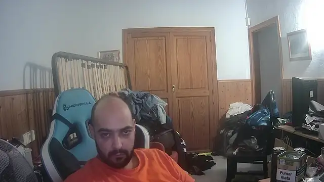 chicomallorca96 online show from October 2025 02:07:02 PM