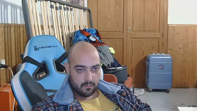 chicomallorca96 online show from March 2026 02:57:01 PM