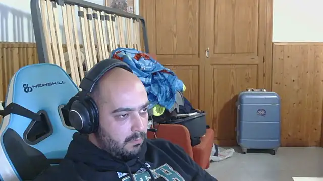 chicomallorca96 online show from March 2026 04:33:01 PM