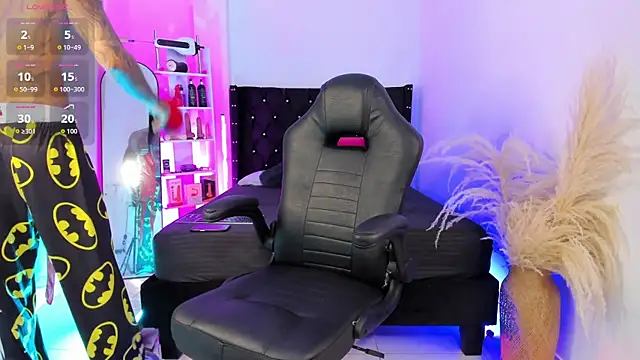 Duriel  online show from November 2025 06:19:02 PM