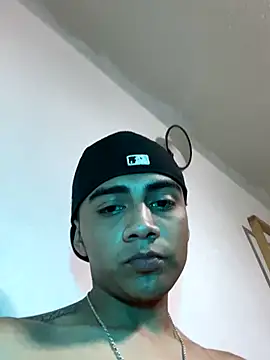 Snapshot of SkinnyHot444 chatting on September 2025 04:53:02 PM SkinnyHot444 online show from September 2025 04:53:02 PM