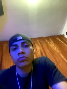 Snapshot of SkinnyHot444 chatting on November 2025 10:54:01 PM SkinnyHot444 online show from November 2025 10:54:01 PM