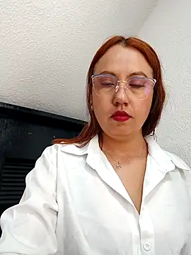 Snapshot of VIOLETA-25_ chatting on February 2025 03:40:01 PM VIOLETA-25 online show from February 2025 03:40:01 PM