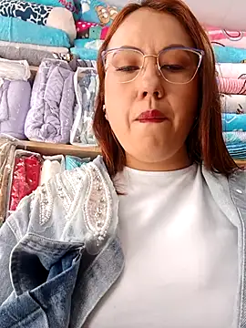 Snapshot of VIOLETA-25_ chatting on February 2025 05:09:02 PM VIOLETA-25 online show from February 2025 05:09:02 PM