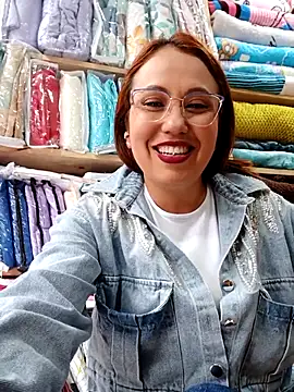 Snapshot of VIOLETA-25_ chatting on February 2025 09:31:01 PM VIOLETA-25 online show from February 2025 09:31:01 PM