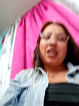 Snapshot of VIOLETA-25_ chatting on March 2025 11:00:02 PM VIOLETA-25 online show from March 2025 11:00:02 PM