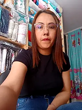 Snapshot of VIOLETA-25_ chatting on March 2025 06:56:01 PM VIOLETA-25 online show from March 2025 06:56:01 PM