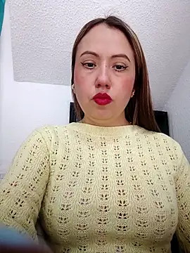 Snapshot of VIOLETA-25_ chatting on September 2025 03:33:01 PM VIOLETA-25 online show from September 2025 03:33:01 PM