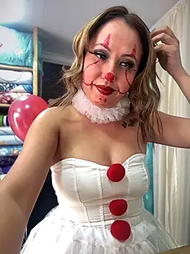 Snapshot of VIOLETA-25_ chatting on October 2025 04:30:02 PM VIOLETA-25 online show from October 2025 04:30:02 PM