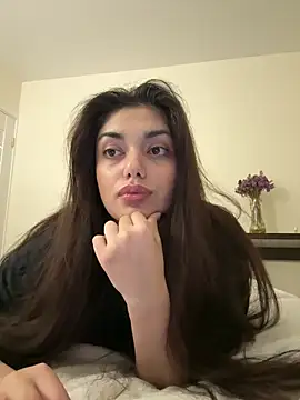 Sweet Khalifa  online show from December 2024 06:05:01 PM