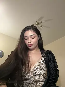 Sweet Khalifa  online show from February 2025 03:23:02 PM