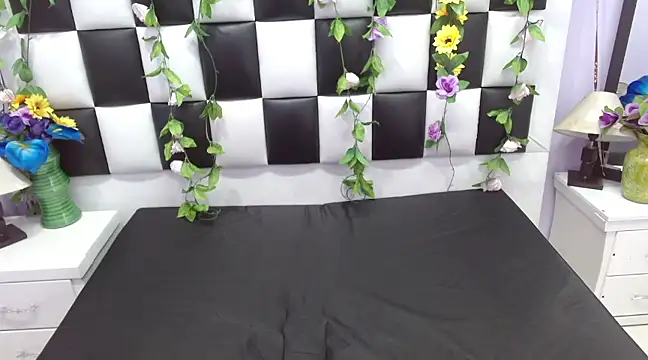 Morgana Smit online show from March 2025 01:41:01 PM