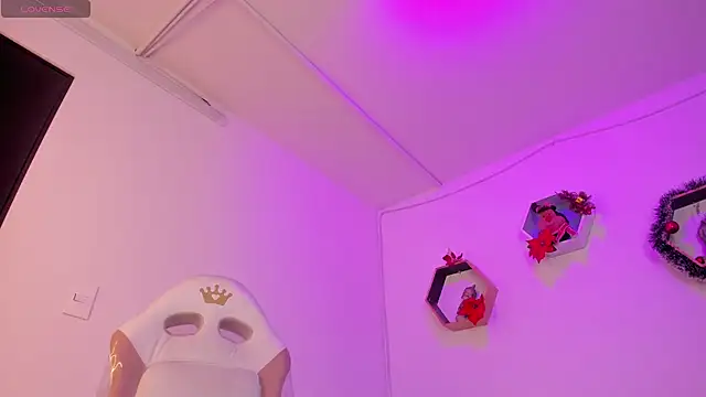 Snapshot of Meelanny_ds chatting on December 2024 08:30:02 AM Meelanny ds online show from December 2024 08:30:02 AM