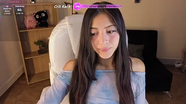 Snapshot of Meelanny_ds chatting on December 2025 04:40:01 AM Meelanny ds online show from December 2025 04:40:01 AM