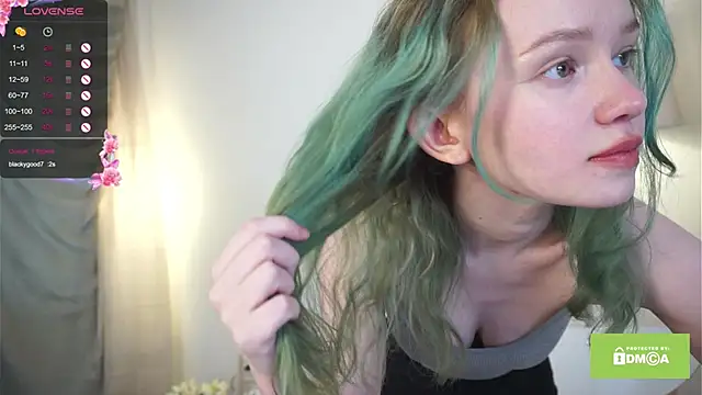 Snapshot of evkasup chatting on March 2025 03:35:02 PM evkasup online show from March 2025 03:35:02 PM