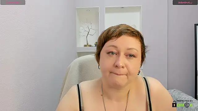 Snapshot of Dolorys chatting on June 2026 06:17:02 AM Dolorys online show from June 2026 06:17:02 AM