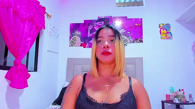 Snapshot of Miranda-brow chatting on January 2025 01:31:01 AM Miranda-brow online show from January 2025 01:31:01 AM