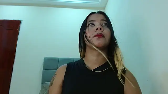 Snapshot of Miranda-brow chatting on September 2025 01:49:02 AM Miranda-brow online show from September 2025 01:49:02 AM