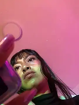 bonnie 18x online show from January 2025 10:11:02 AM