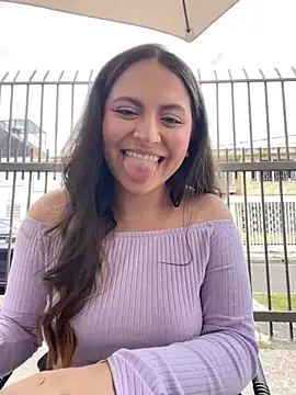 Snapshot of PoliBenett_ chatting on January 2025 05:21:01 PM PoliBenett  online show from January 2025 05:21:01 PM