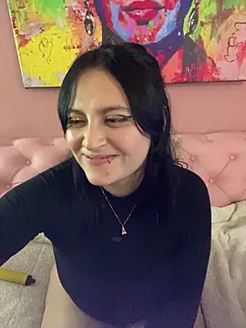 Snapshot of PoliBenett_ chatting on February 2025 11:33:02 PM PoliBenett  online show from February 2025 11:33:02 PM