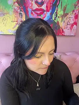 Snapshot of PoliBenett_ chatting on February 2025 08:41:02 PM PoliBenett  online show from February 2025 08:41:02 PM