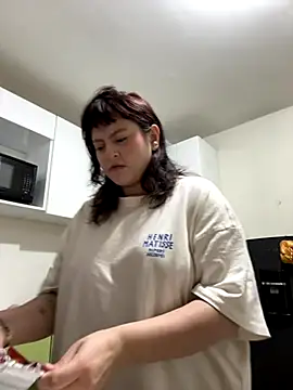 Snapshot of PoliBenett_ chatting on October 2025 01:50:02 AM PoliBenett  online show from October 2025 01:50:02 AM