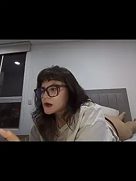 PoliBenett  online show from January 2026 02:16:02 AM