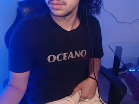 Snapshot of anjonoturno1 chatting on December 2024 04:57:01 PM anjonoturno1 online show from December 2024 04:57:01 PM