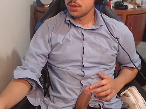 Snapshot of anjonoturno1 chatting on September 2025 10:48:02 PM anjonoturno1 online show from September 2025 10:48:02 PM