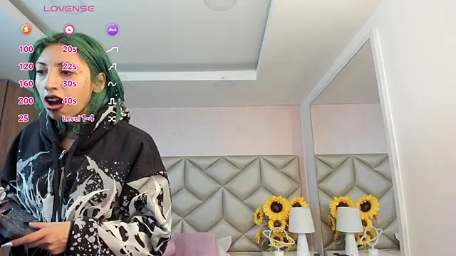 Im gaia online show from November 2025 12:17:01 PM