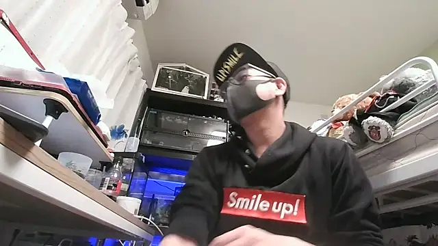 Snapshot of Owl1216 chatting on December 2024 01:06:02 PM Owl1216 online show from December 2024 01:06:02 PM