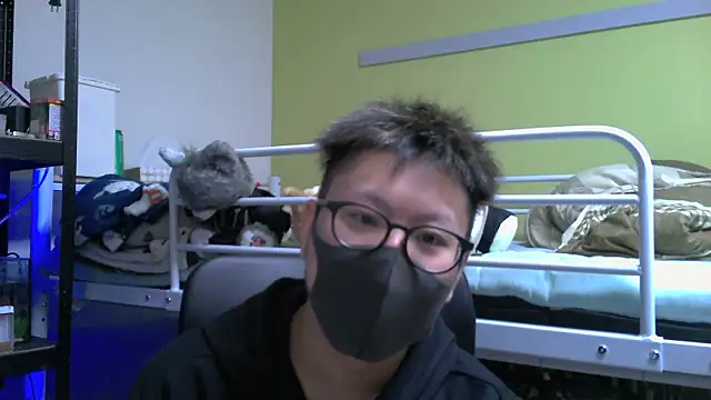 Snapshot of Owl1216 chatting on February 2025 03:38:01 PM Owl1216 online show from February 2025 03:38:01 PM