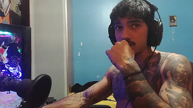 Badboyi1997 online show from November 2025 03:29:02 AM