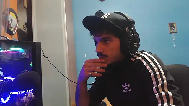 Badboyi1997 online show from November 2025 01:26:01 AM