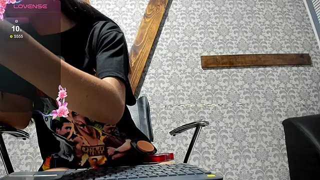 Mia scarlet69 online show from January 2025 12:16:02 PM