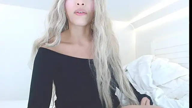 Snapshot of liadivina chatting on November 2025 12:54:02 AM liadivina online show from November 2025 12:54:02 AM