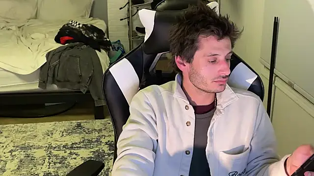 Dylansd online show from December 2024 06:44:01 AM