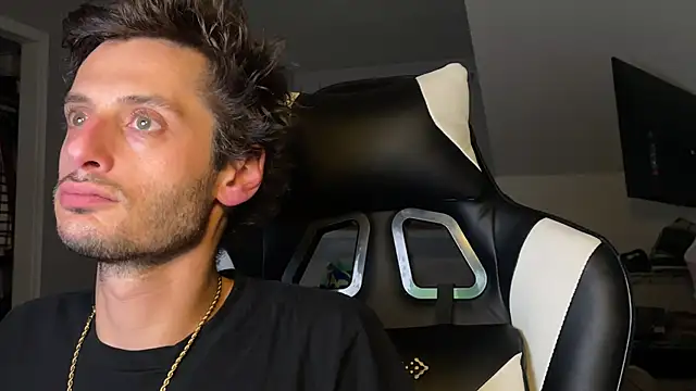 Dylansd online show from December 2024 08:55:01 AM