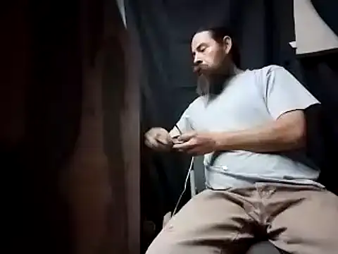 Snapshot of linksjack1010 chatting on January 2025 09:59:01 AM linksjack1010 online show from January 2025 09:59:01 AM