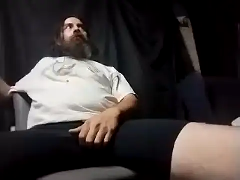 Snapshot of linksjack1010 chatting on February 2025 12:46:01 AM linksjack1010 online show from February 2025 12:46:01 AM