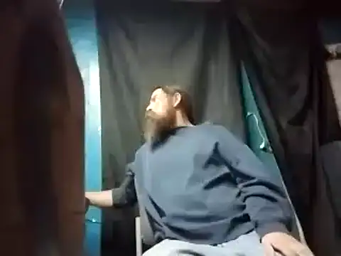 Snapshot of linksjack1010 chatting on February 2025 09:24:02 AM linksjack1010 online show from February 2025 09:24:02 AM